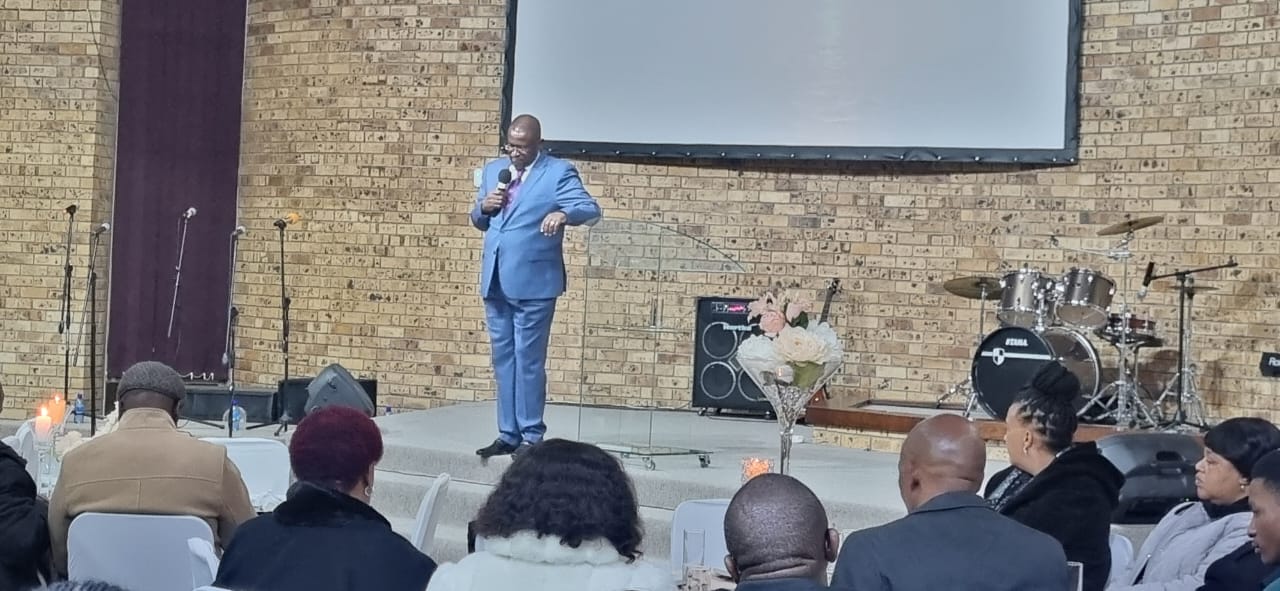 Ministering at Gate New Mercies